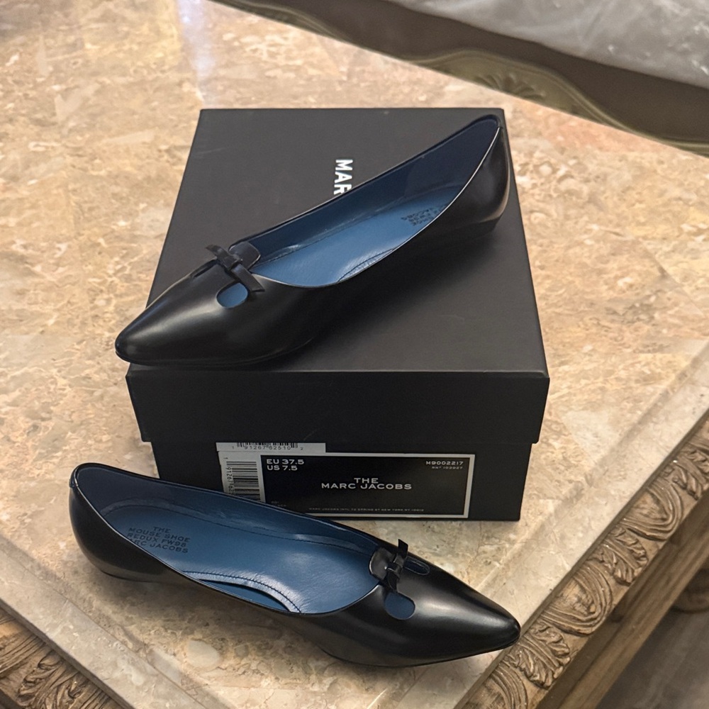 Marc Jacobs Black Flats with Bow Detail